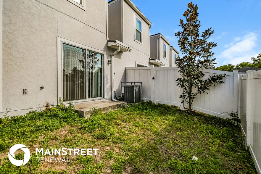 Building Photo - 556 Eiseman Wy