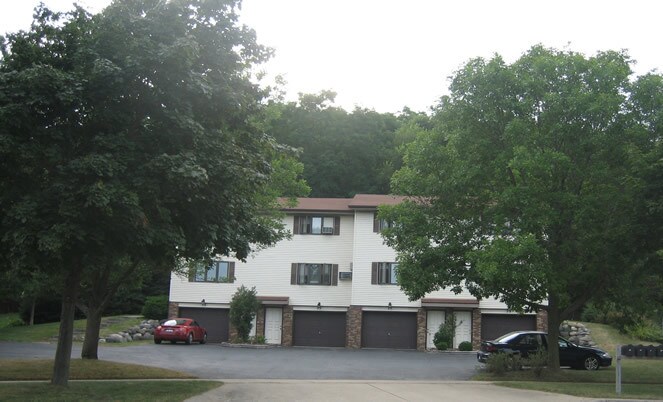 Building Photo - 77 Sinykin Cir