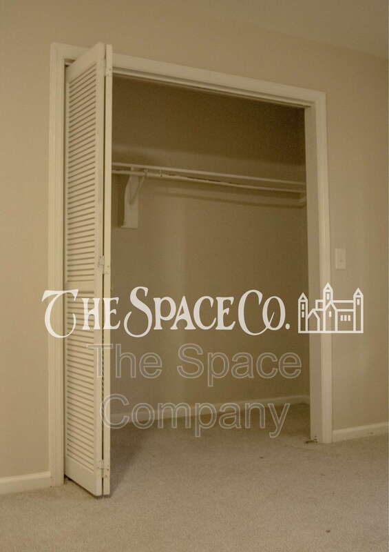 Building Photo - 300 Crestview Dr