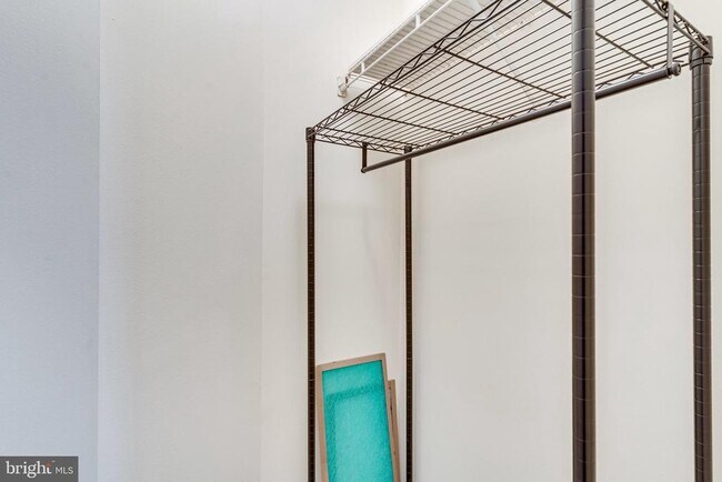 Building Photo - 955 26th St NW