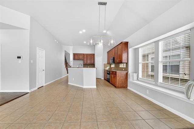 Building Photo - 2169 Hunt Club Trail