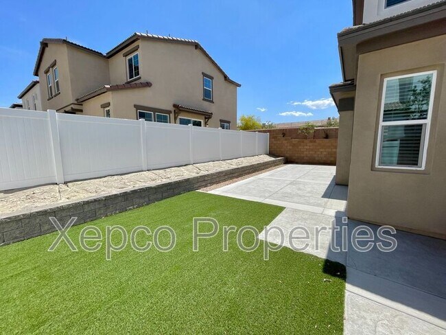 Building Photo - 41425 Penn Dr