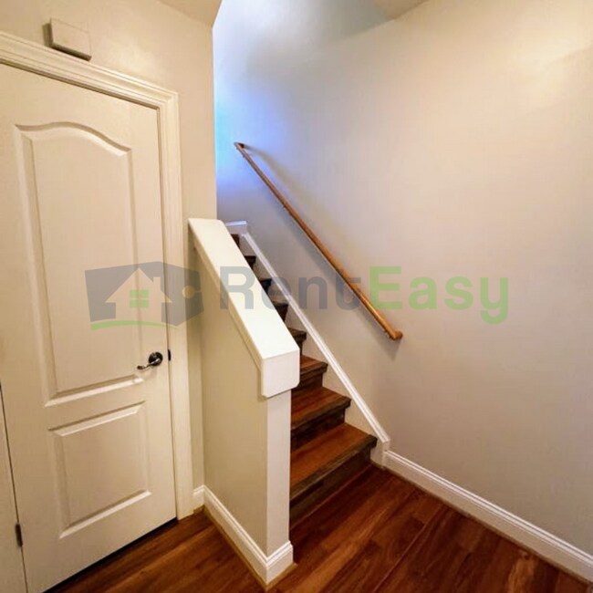 Building Photo - 4405 Harlesden Dr