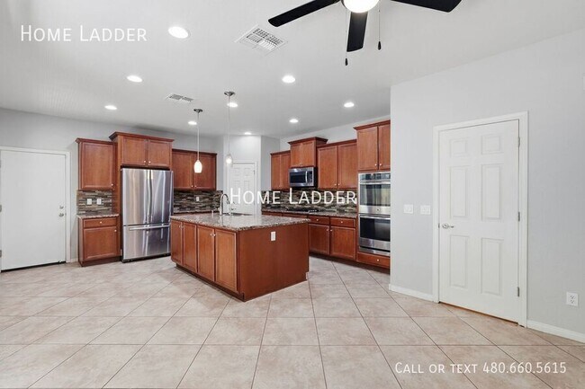 Building Photo - 20741 W Alsap Rd