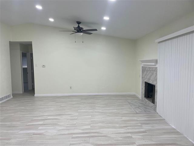Building Photo - 119 Mariana Dr