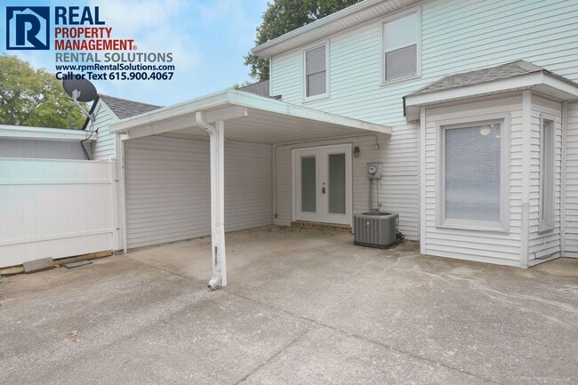 Building Photo - Spacious 3BR/2.5BA in Murfreesboro!