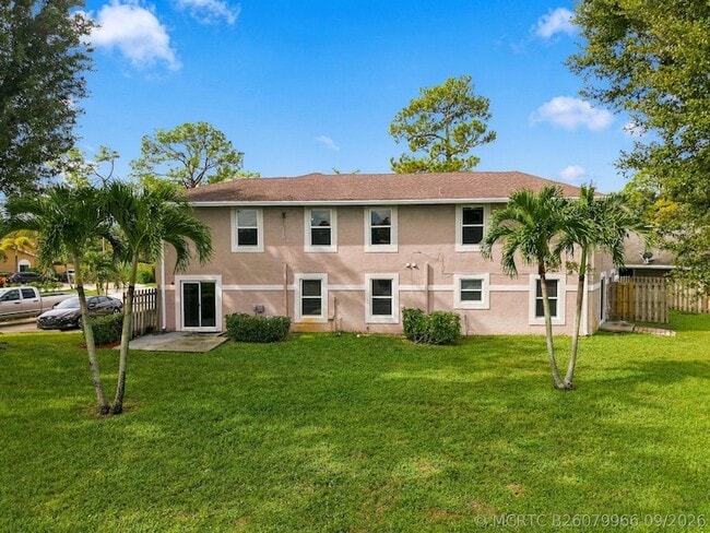 Building Photo - 1033 Goldenrod Rd