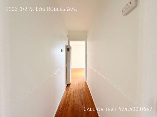 Building Photo - 1103 1/2 N. Los Robles Ave.-