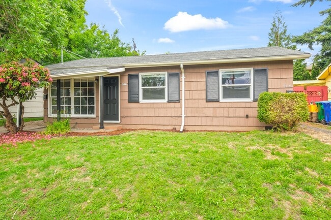 Building Photo - 9725 N Edison St