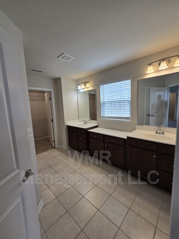 Building Photo - 7270 Waterwheel St SW
