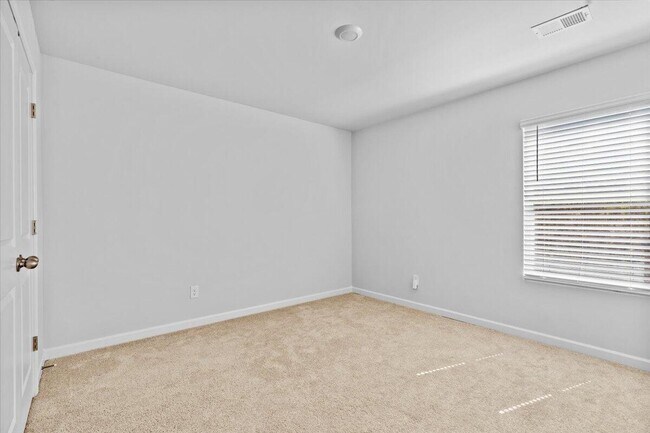 Building Photo - 5144 Captain Dr