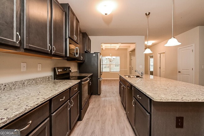 Building Photo - 176 Addy Ln