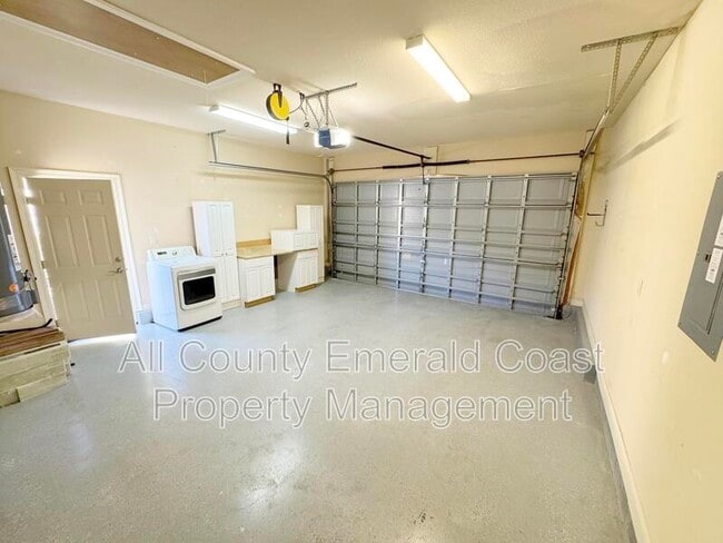 Building Photo - 4403 Sonoma Cir