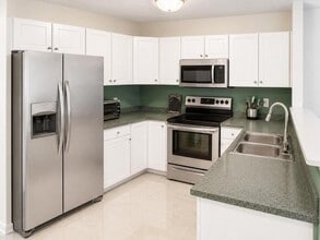 Building Photo - 1710 Shoreside Cir