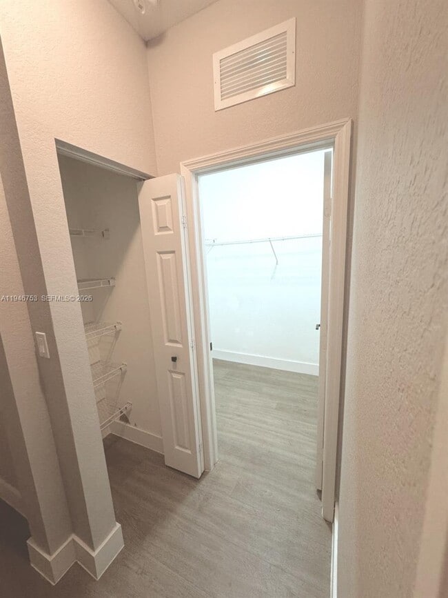 Building Photo - 11400 NW 75th Terrace