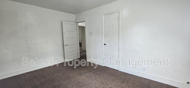 Building Photo - 1414 Oakland St