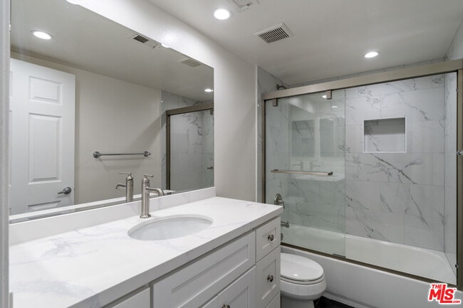 Building Photo - 4238 Whitsett Ave