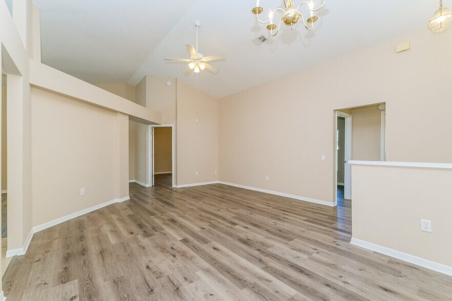 Building Photo - 28246 Tall Grass Dr