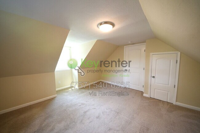 Building Photo - 3742 Atterbury St