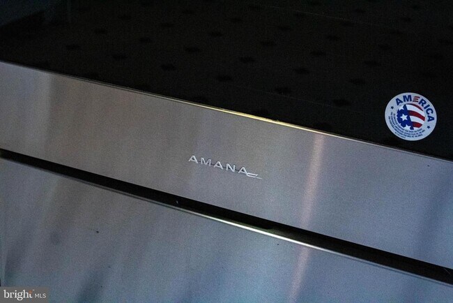 Building Photo - 2095 Pawlet Dr