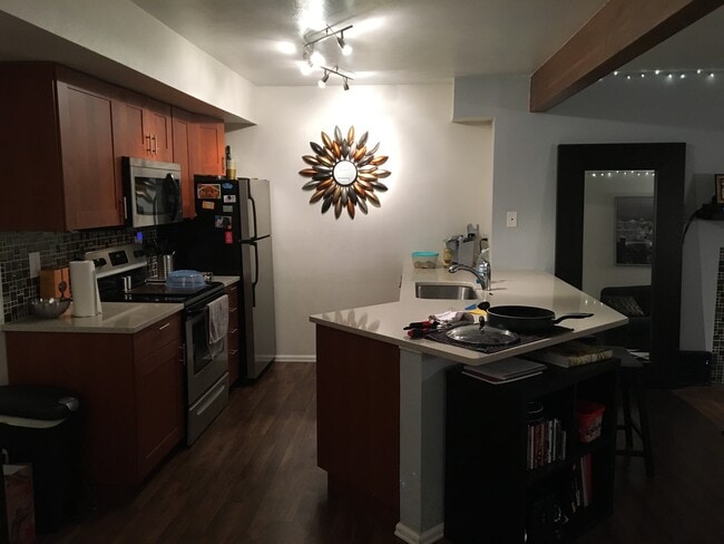 Building Photo - 20 S Boulder Cir