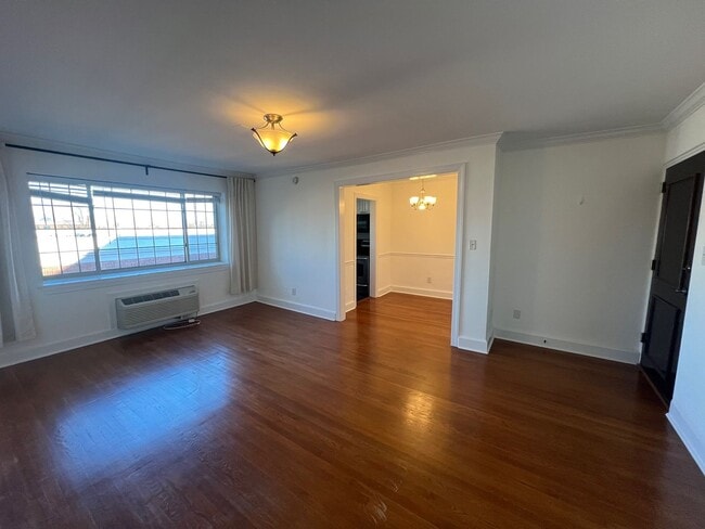 Building Photo - Wonderful studio condo in the heart of Old Town!!