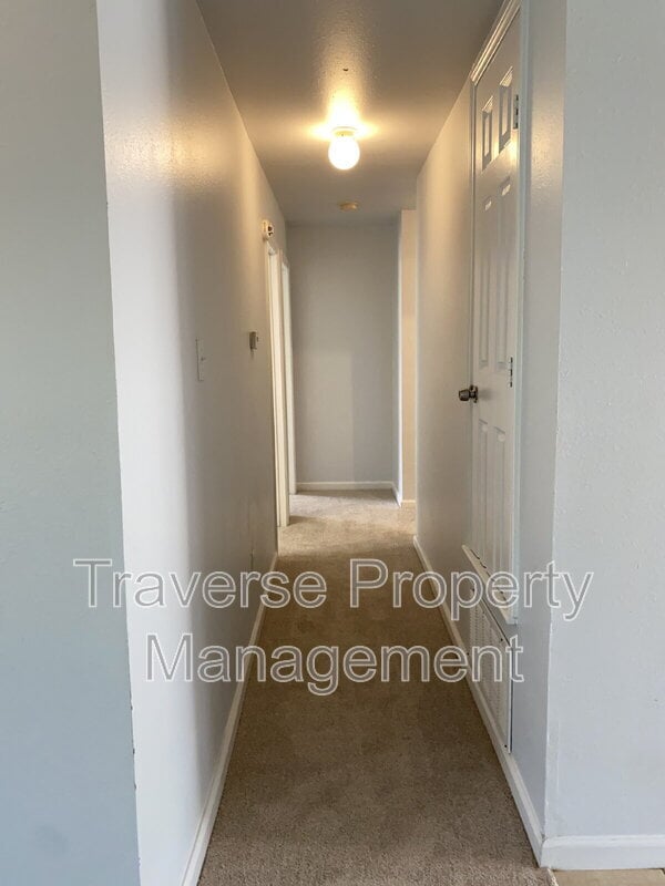 Building Photo - 7414 Emory Oak Ln