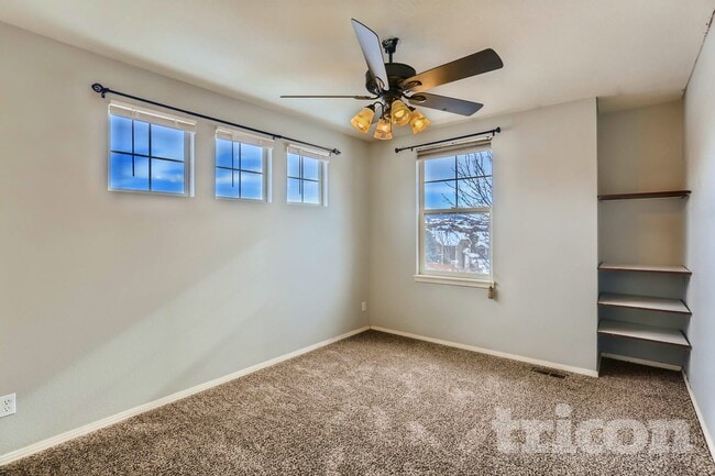 Building Photo - 4565 Larksong Dr