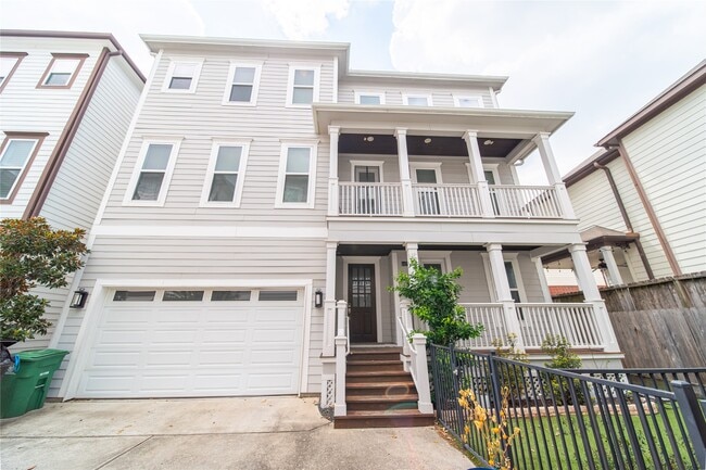Primary Photo - 1427 W 23rd St