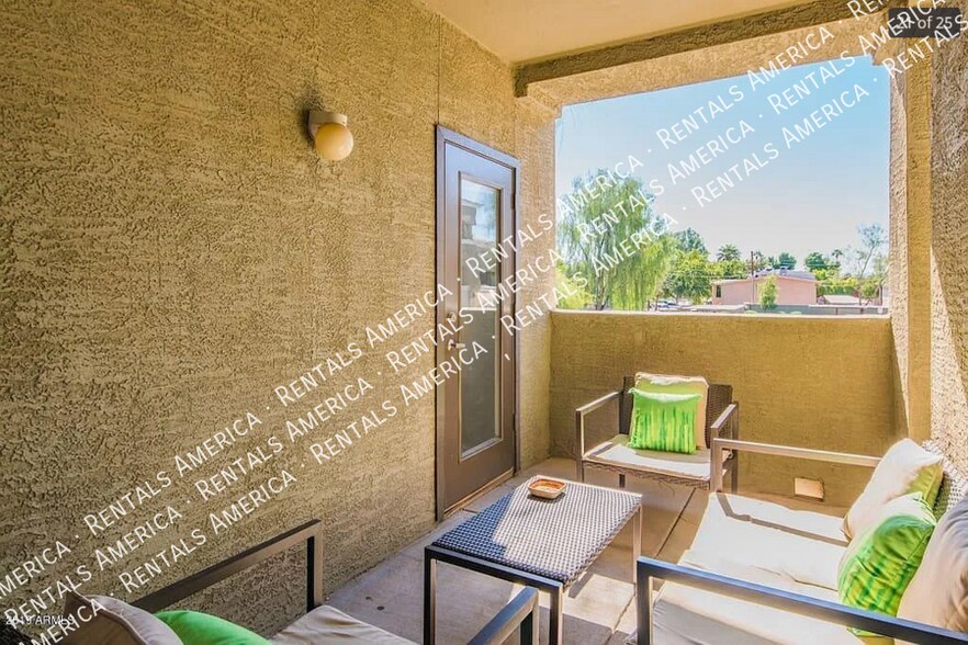 Building Photo - 5303 N 7th St