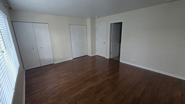 Building Photo - 739 Blossom Ct