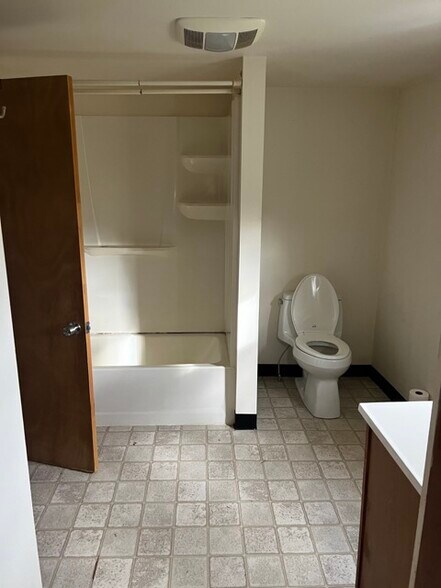 Bathroom with Tub - 966 Main St