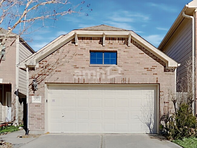 Building Photo - 29712 Buffalo Canyon Dr