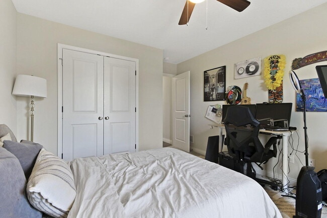 Building Photo - 5524 Sweetgum Cir