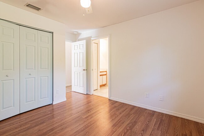 Building Photo - 5-Bed Home With Private Heated Pool & Large Yard - Pet Friendly!