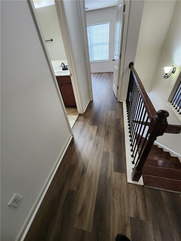 Building Photo - 1225 Apple Blossom Dr