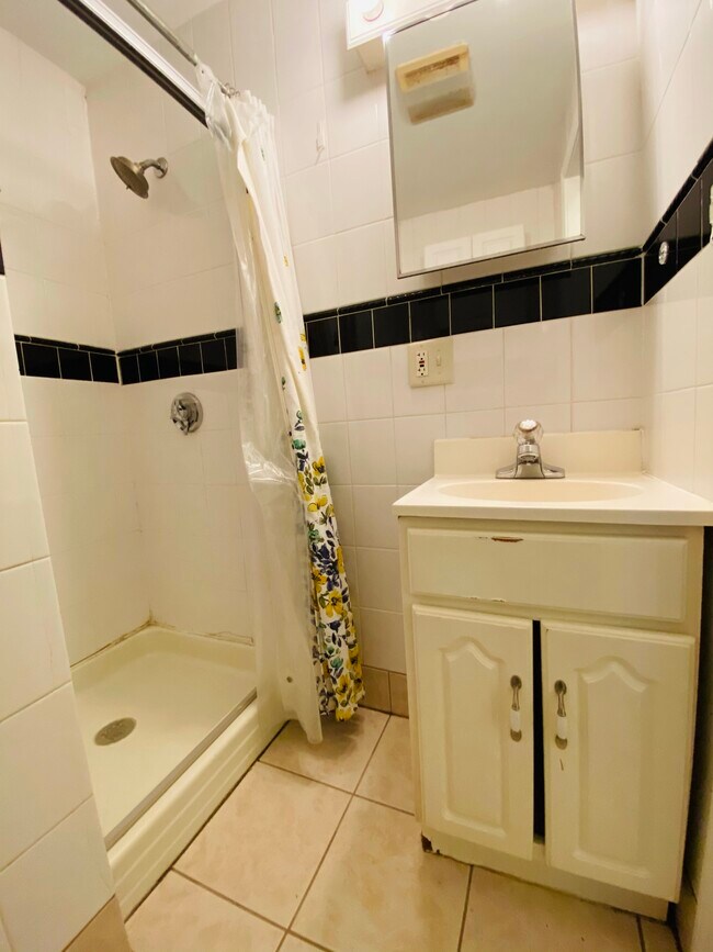 Building Photo - 50 Saint Germain St