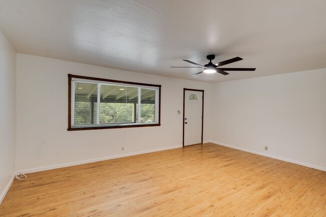Building Photo - 1019 Mt Aukum Ct