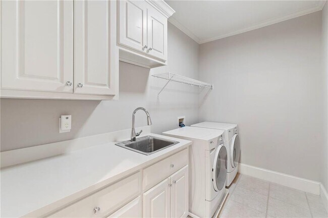 Building Photo - 4475 Harris Trail NW