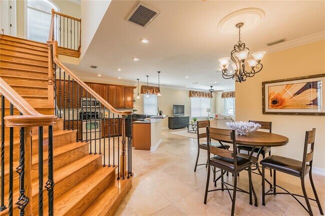 Building Photo - 13920 Clubhouse Dr