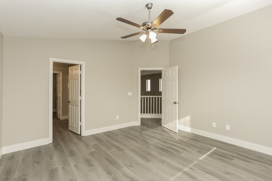 Building Photo - 8072 Farthings Hill Dr