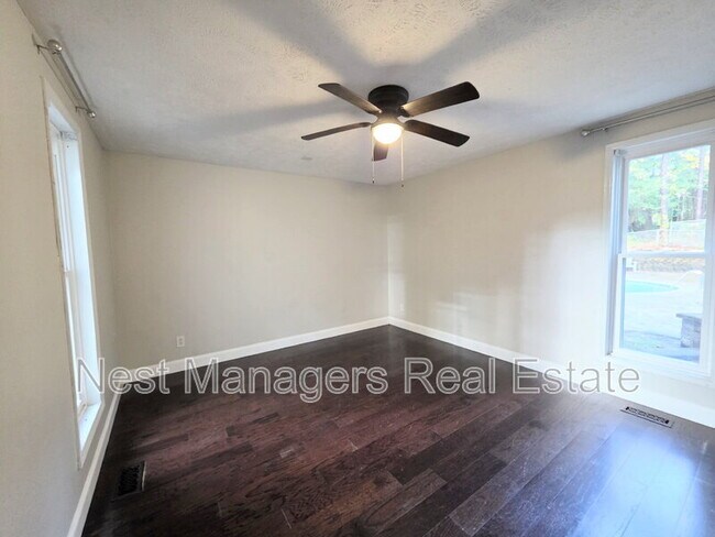 Building Photo - 1808 Bryn Mawr Dr