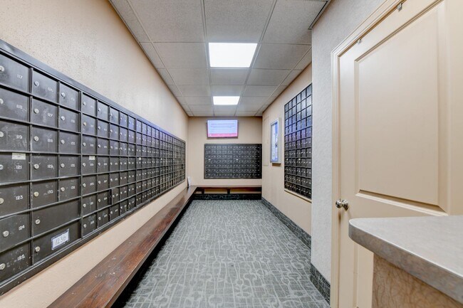 Building Photo - 232 Harmon Cove Tower