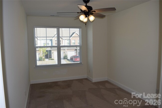 Building Photo - 4011 Rothwood Ln