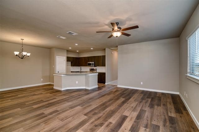 Building Photo - 708 Harvest Moon Dr