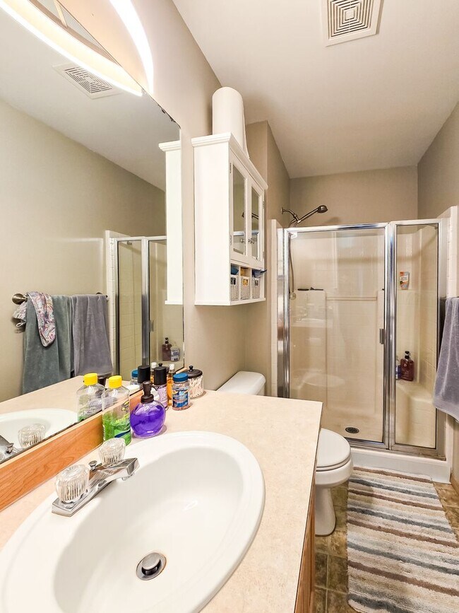 Building Photo - 4BD/2.5BA Monroe Home