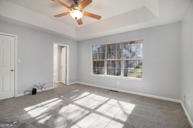 Building Photo - 703 Guide Post Ln