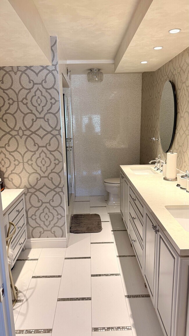 Building Photo - 222 Monterey Rd