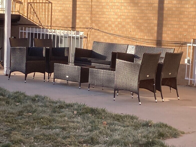 Building Photo - 2544 Joliet St