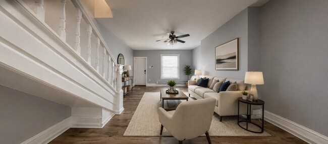 Building Photo - Updated 3 Bedroom 1.5 Bath Townhome w/ Paved Yard + Washer & Dryer